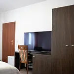 Alojamento de Acomodação e Pequeno-almoço Gosciniec Czarci Mlyn