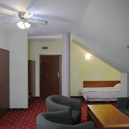 Gosciniec Czarci Mlyn Bed & Breakfast 3*