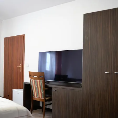 Bed & Breakfast Gosciniec Czarci Mlyn