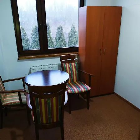 Bed & Breakfast Gosciniec Czarci Mlyn 3*