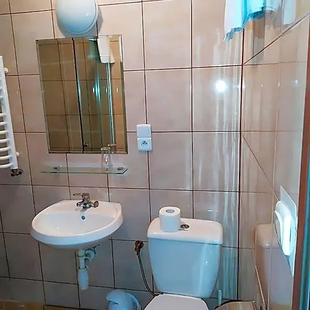 Bed & Breakfast Gosciniec Czarci Mlyn 3*