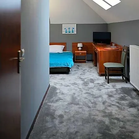 Bed & Breakfast Gosciniec Czarci Mlyn 3*