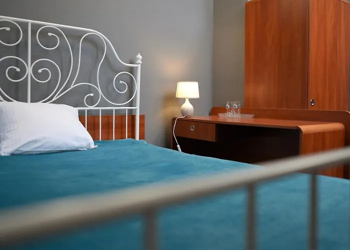 Bed & Breakfast Gosciniec Czarci Mlyn 3*