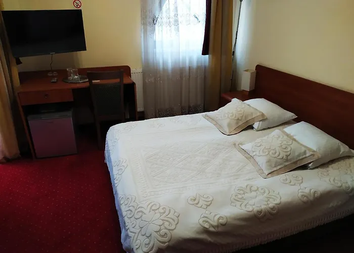 Gosciniec Czarci Mlyn Couette-café 3*