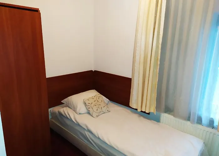 Gosciniec Czarci Mlyn Bed & Breakfast 3*