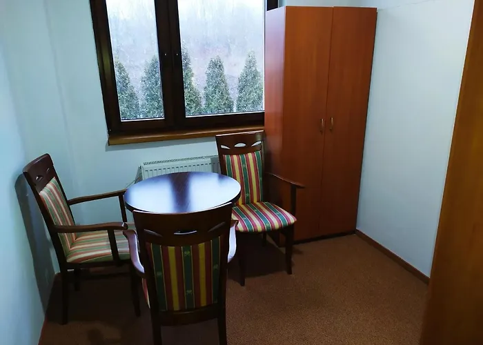 Bed & Breakfast Gosciniec Czarci Mlyn 3*