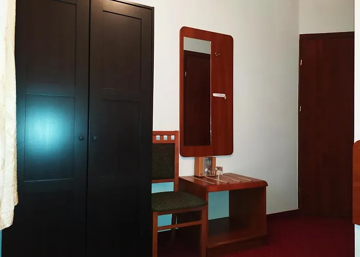 Bed & Breakfast Gosciniec Czarci Mlyn 3*